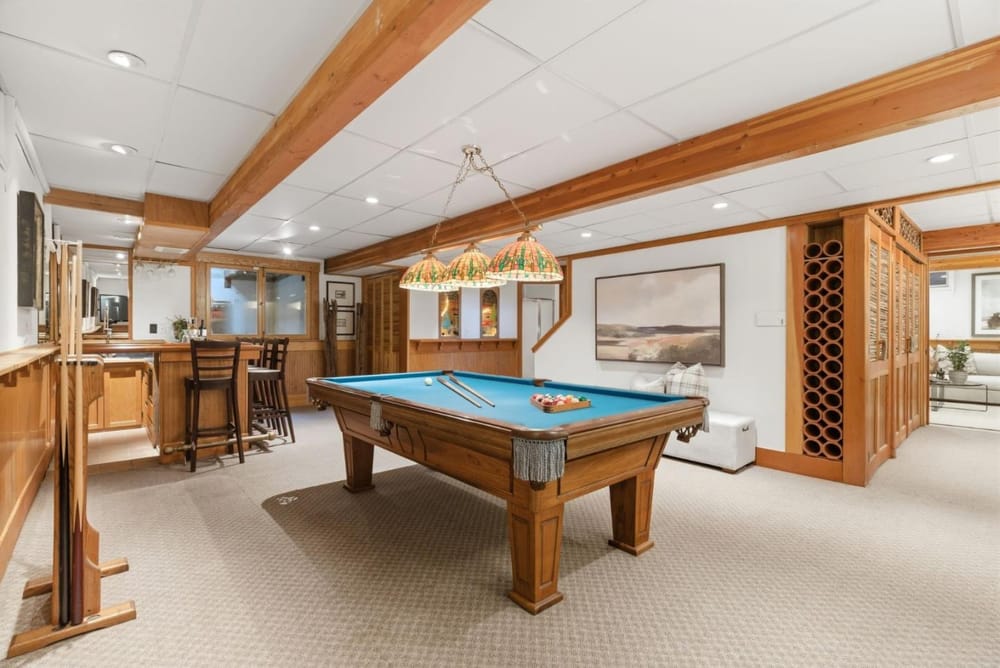 Lower level recreation space with bar and billiards